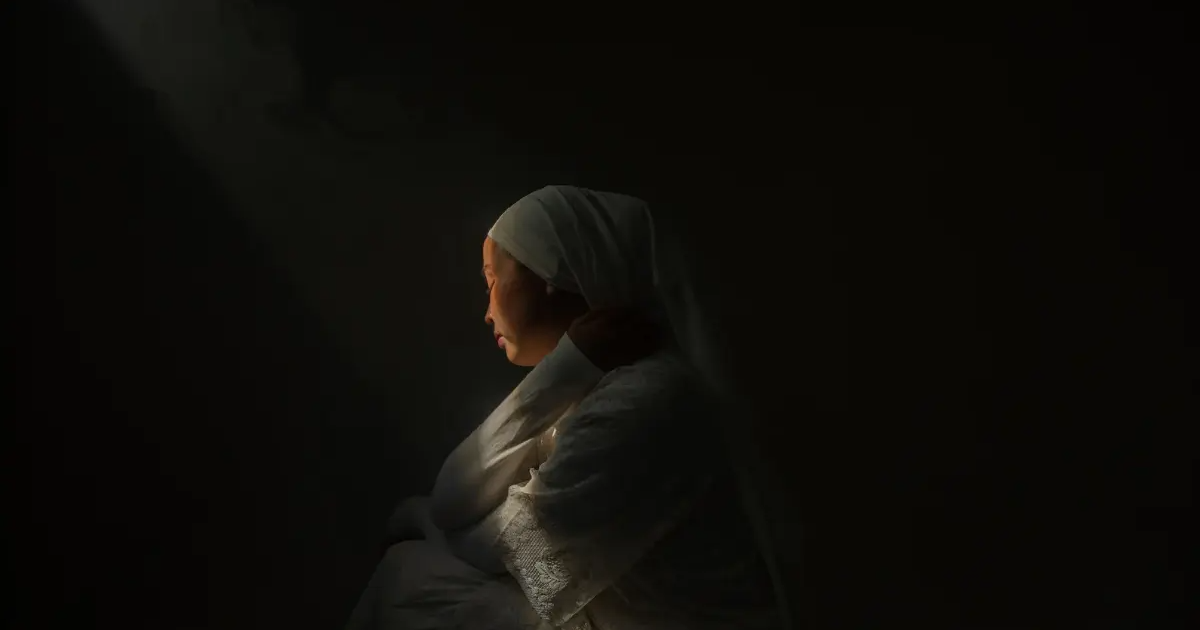 Jak Wyjść z Głębokiej Depresji? Skuteczne Sposoby na Powrót do Życia